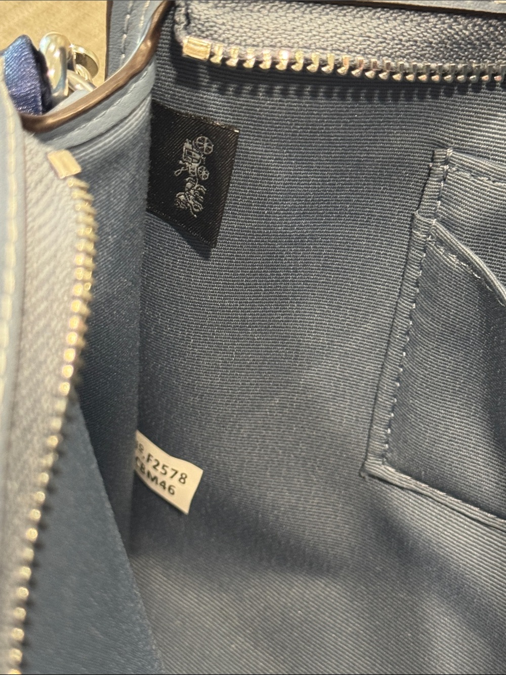 Coach Bag Blue Slim Crossbody in Signature Chambray NWT - Picture 13 of 17